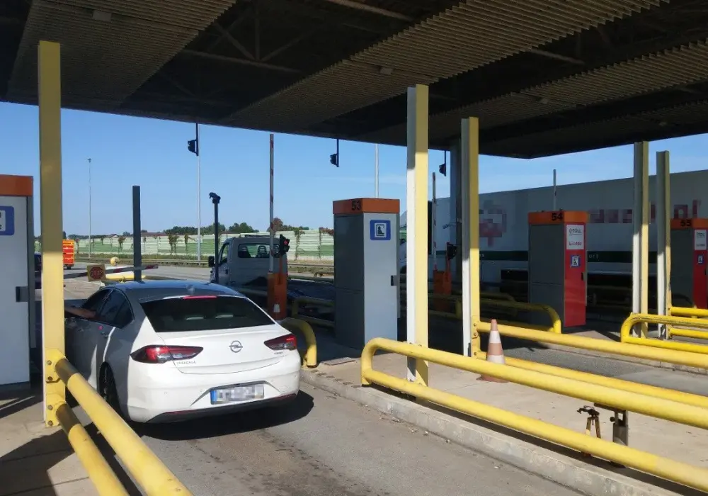 Jak łatwo zapłacić za autostradę A4 bez aplikacji: 5 wygodnych sposobów