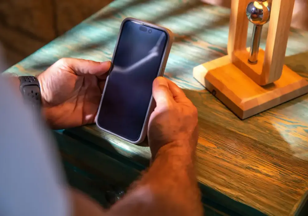 Skuteczne sposoby jak ukryć aplikacje na różnych urządzeniach mobilnych