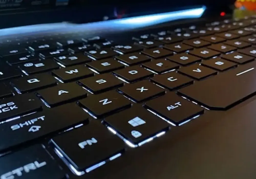 Nie działa klawiatura w laptopie? Poznaj najczęstsze przyczyny i rozwiązania