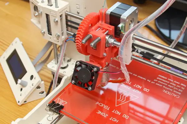 Jak zbudować drukarkę 3d diy krok po kroku: kompletny poradnik montażu